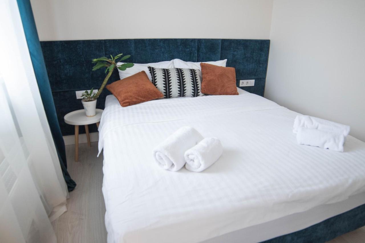 Apart Hotel Greenwood Near Sea Odessa Eksteriør billede